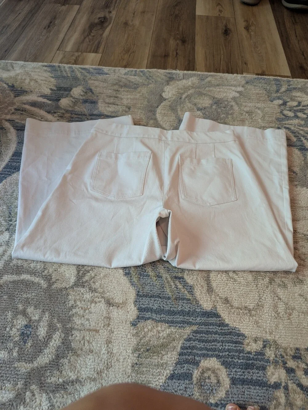Spanx Cropped Wide-Leg White Pants.